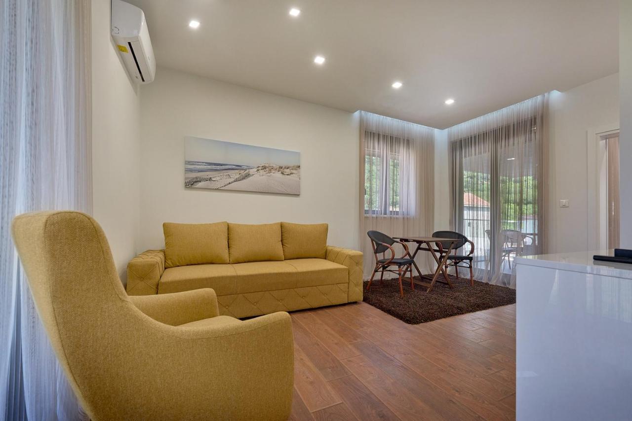 Georgiy Lux Apartments Lastva Grbaljska Экстерьер фото